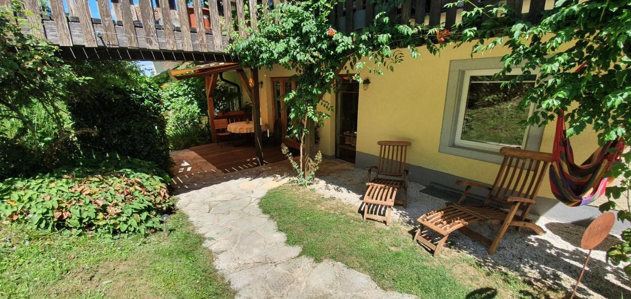 Paradies 2 Castellberg-Jakobsweg Döttingen Exteriör bild