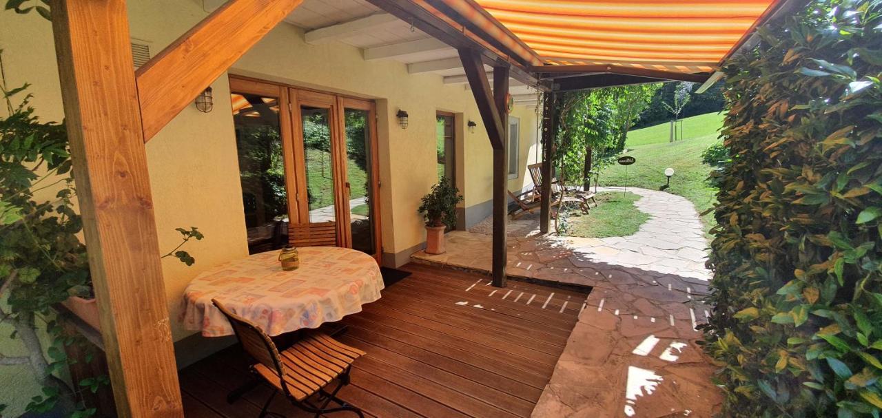 Paradies 2 Castellberg-Jakobsweg Döttingen Exteriör bild